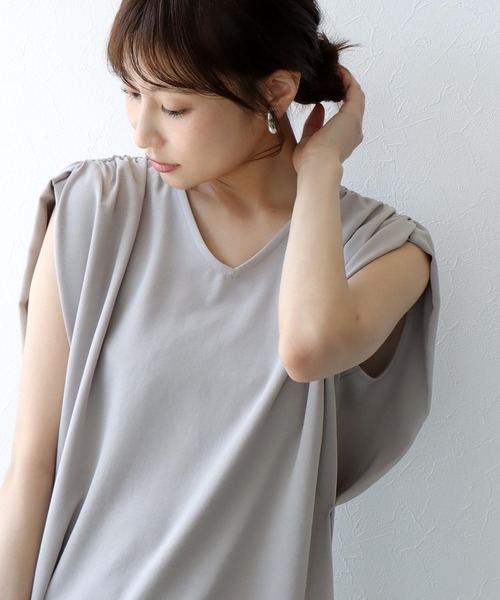 Jines(ジネス)の「ハイストレッチカルゼ ギャザーブラウス(シャツ/ブラウス・レディース・グレー/ホワイト・38)」の17枚目の写真