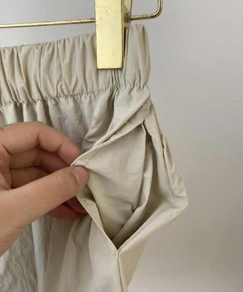 Mela(メラ)の「【セットアップ】トラックジャケット+ショートパンツ(セットアップ・レディース・ベージュ/ピンク/ホワイト/グレー/ブラック・FREE)」の18枚目の写真