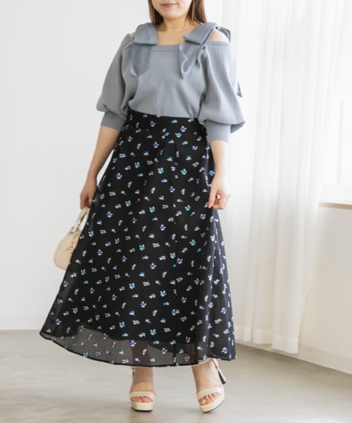CLETTE(クレット)の「シアー花柄タックスカート(スカート・レディース・ブラック/オフホワイト・4L/3L/LL)」の15枚目の写真