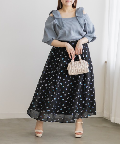 CLETTE(クレット)の「シアー花柄タックスカート(スカート・レディース・ブラック/オフホワイト・4L/3L/LL)」の16枚目の写真