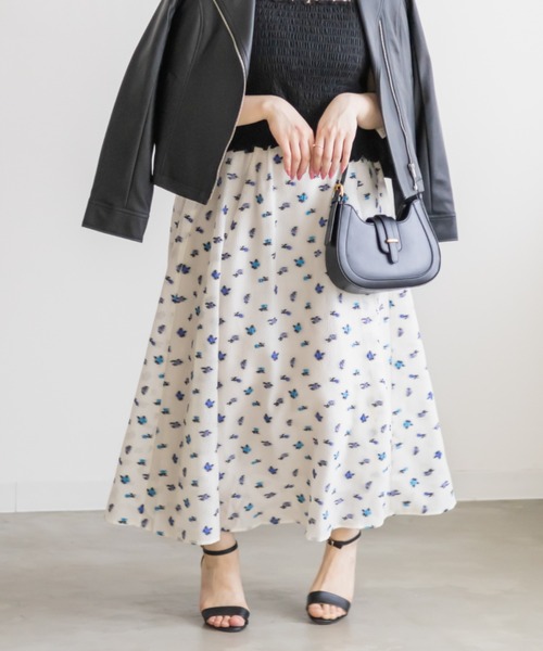 CLETTE(クレット)の「シアー花柄タックスカート(スカート・レディース・ブラック/オフホワイト・4L/3L/LL)」の21枚目の写真
