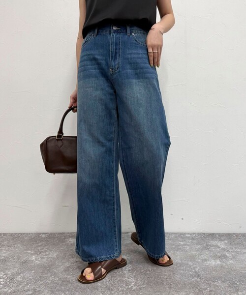 fredy emue（フレディエミュ）の「ドロストセミワイドデニムパンツ（デニムパンツ・レディース・ブルー/サックスブルー・36/38）」の22枚目の写真