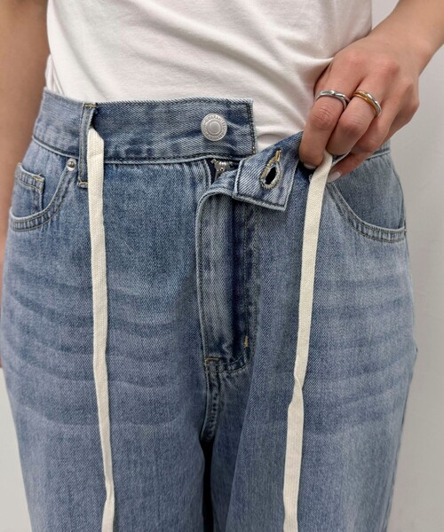 fredy emue（フレディエミュ）の「ドロストセミワイドデニムパンツ（デニムパンツ・レディース・ブルー/サックスブルー・36/38）」の10枚目の写真