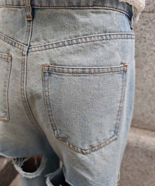 esutoreja（エストレジャ）の「バックカットアウトデニム（デニムパンツ・レディース・ライトブルー/ブラック・S/M）」の17枚目の写真