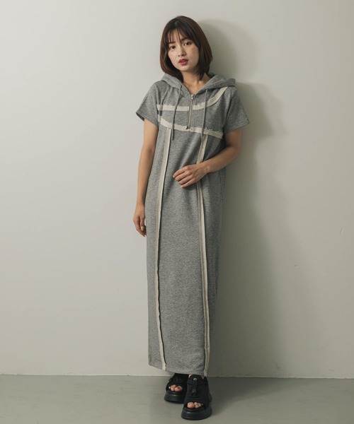 SENSE OF PLACE by URBAN RESEARCH(センスオブプレイスバイアーバンリサーチ)の「フーディージップワンピース(ワンピース・レディース・キャメル/チャコールグレー/グレー・S/ONE)」の18枚目の写真