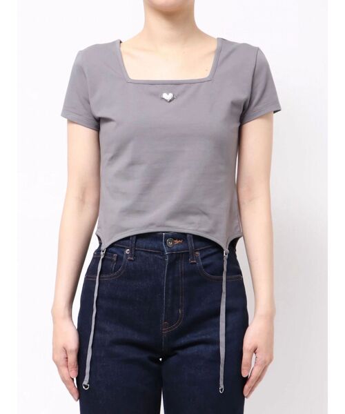 EMODA（エモダ）の「スクエアネックギャザートップ（Tシャツ/カットソー・レディース・ホワイト/グレー/ブラック・FREE）」の3枚目の写真