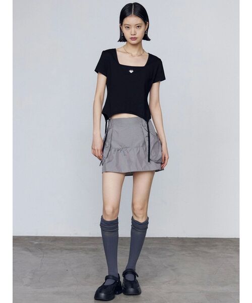 EMODA（エモダ）の「スクエアネックギャザートップ（Tシャツ/カットソー・レディース・ホワイト/グレー/ブラック・FREE）」の12枚目の写真