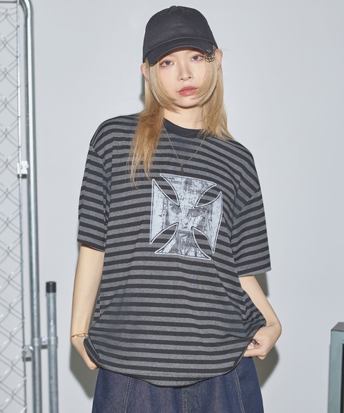 MSG(エムエスジー)の「オーバーサイズグラフィックボーダー半袖Tシャツ【UNISEX】(Tシャツ/カットソー・メンズ・ブラック/ネイビー・S/M/L)」の5枚目の写真