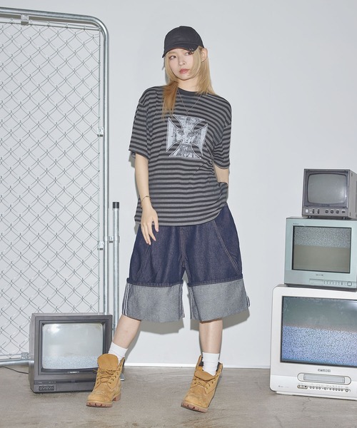 MSG(エムエスジー)の「オーバーサイズグラフィックボーダー半袖Tシャツ【UNISEX】(Tシャツ/カットソー・メンズ・ブラック/ネイビー・S/M/L)」の9枚目の写真
