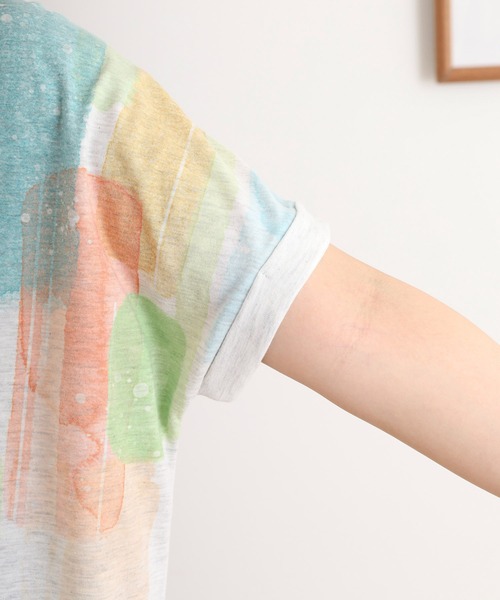 myke（ミーカ）の「myke 水彩ストライププリントタックTシャツ（Tシャツ/カットソー・レディース・オフホワイト/ホワイト×ネイビー/杢グレー・M）」の5枚目の写真
