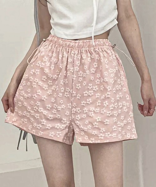 frunco（フランコ）の「【ZOZO限定】フラワーエンボスショートパンツ（その他パンツ・レディース・ブラック/ホワイト/ピンク・FREE）」の12枚目の写真
