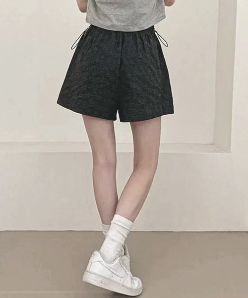 frunco（フランコ）の「【ZOZO限定】フラワーエンボスショートパンツ（その他パンツ・レディース・ブラック/ホワイト/ピンク・FREE）」の22枚目の写真