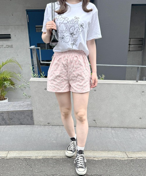 frunco（フランコ）の「【ZOZO限定】フラワーエンボスショートパンツ（その他パンツ・レディース・ブラック/ホワイト/ピンク・FREE）」の17枚目の写真
