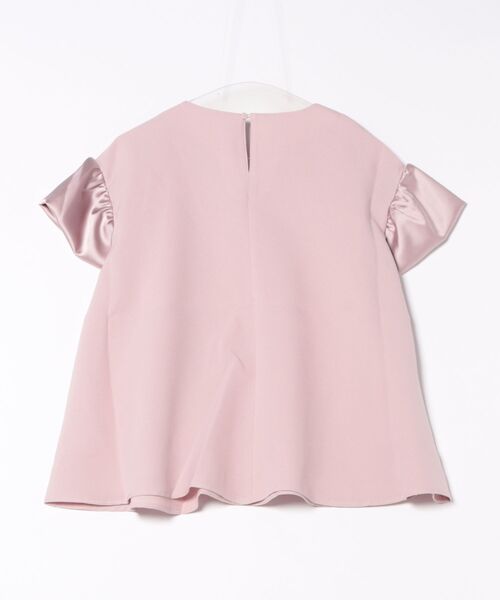 HUIT bouquet(ユイット)の「サテン フレアスリーブ ブラウス HUIT(シャツ/ブラウス・レディース・ホワイト/ブラック/ピンク/ネイビー・M)」の21枚目の写真