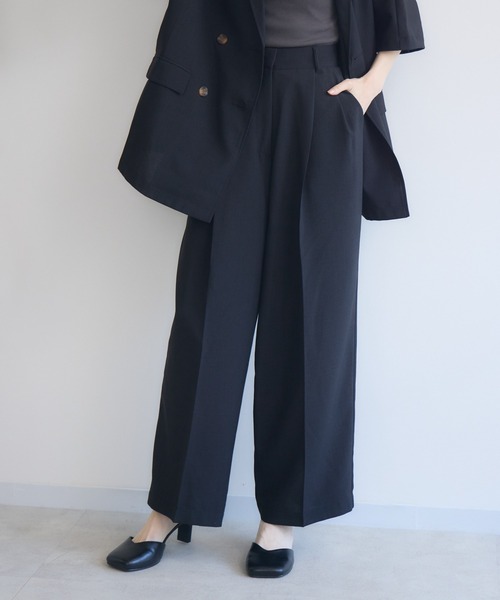 RU.TI.LE(ルチル)の「【RU.TI.LE】美シルエットワイドパンツ(その他パンツ・レディース・アイボリー/ブラック・MEDIUM)」の8枚目の写真