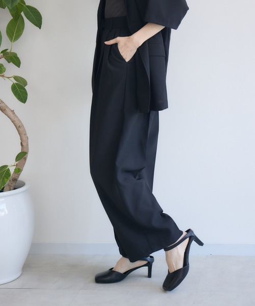 RU.TI.LE(ルチル)の「【RU.TI.LE】美シルエットワイドパンツ(その他パンツ・レディース・アイボリー/ブラック・MEDIUM)」の10枚目の写真