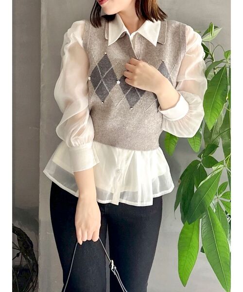 dazzlin（ダズリン）の「アーガイルニットトップス（ニット/セーター・レディース・レッド/キャメル/ネイビー/パープル/グレー・FREE）」の2枚目の写真