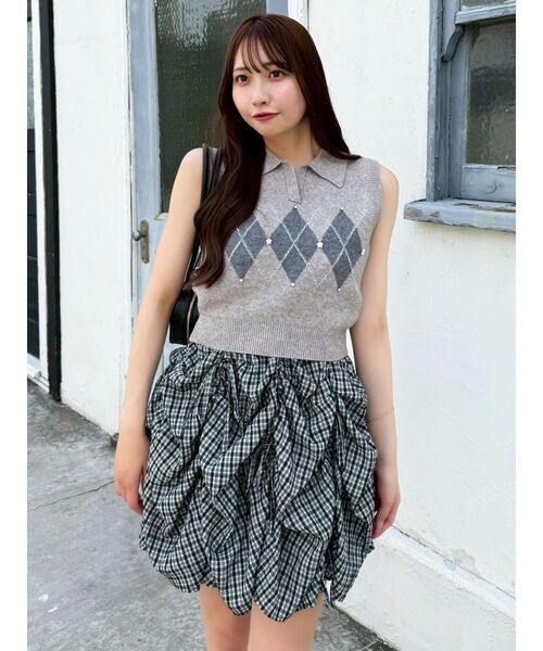 dazzlin（ダズリン）の「アーガイルニットトップス（ニット/セーター・レディース・レッド/キャメル/ネイビー/パープル/グレー・FREE）」の15枚目の写真