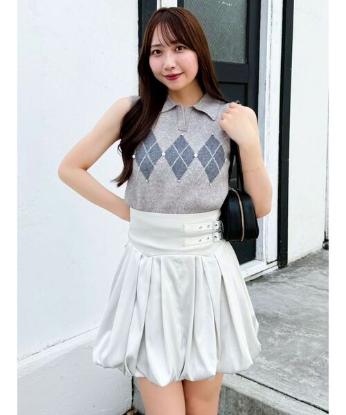 dazzlin（ダズリン）の「アーガイルニットトップス（ニット/セーター・レディース・レッド/キャメル/ネイビー/パープル/グレー・FREE）」の11枚目の写真