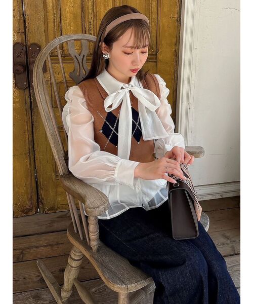 dazzlin（ダズリン）の「アーガイルニットトップス（ニット/セーター・レディース・レッド/キャメル/ネイビー/パープル/グレー・FREE）」の6枚目の写真