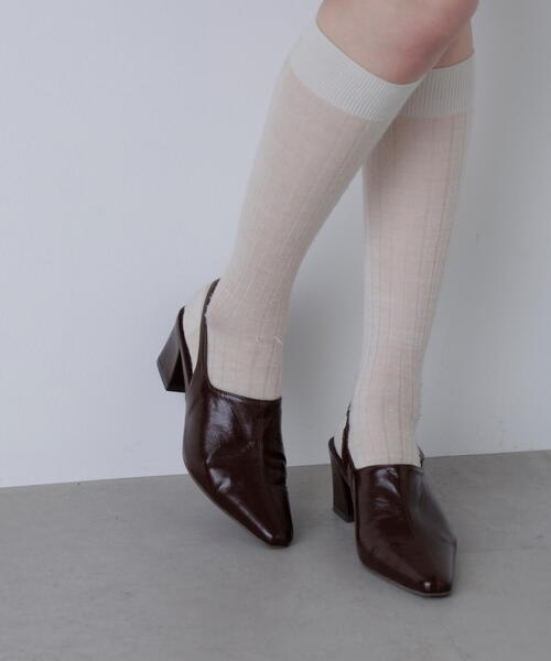 FREE'S MART（フリーズマート）の「バッグスリングパンプス（パンプス・レディース・ベージュ/ブラック/ブラウン・MEDIUM/SMALL）」の2枚目の写真