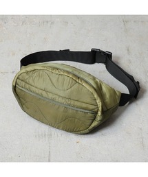 WAIPER.inc（ワイパーインク）の「WAIPER.inc 実物 米軍 M-65 フィールドジャケット用ライナー リメイク ボディバッグ / ヒップパック 日本製（ショルダーバッグ・メンズ）」