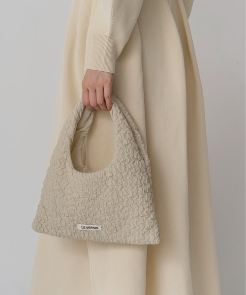 LE VERNIS(ル・ベルニ)の「LE VERNIS(ル・ベルニ)Sub mini bag(ハンドバッグ・レディース・ネイビー/ボルドー/ブラック/ライトベージュ・FREE)」の2枚目の写真