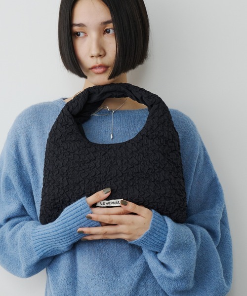 LE VERNIS(ル・ベルニ)の「LE VERNIS(ル・ベルニ)Sub mini bag(ハンドバッグ・レディース・ネイビー/ボルドー/ブラック/ライトベージュ・FREE)」の10枚目の写真