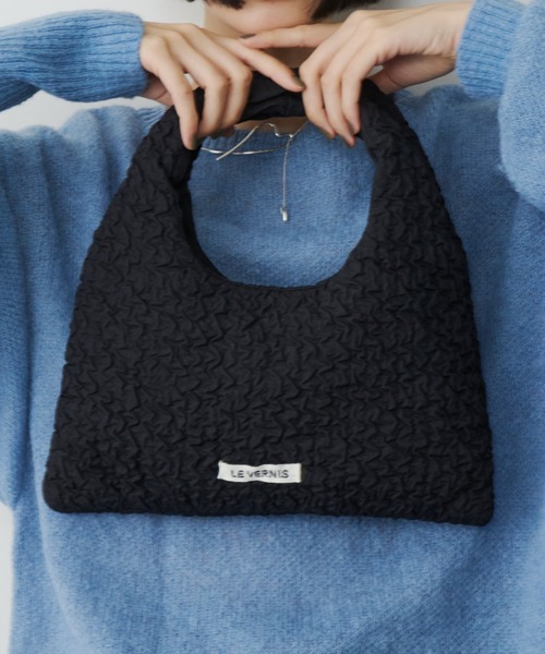 LE VERNIS(ル・ベルニ)の「LE VERNIS(ル・ベルニ)Sub mini bag(ハンドバッグ・レディース・ネイビー/ボルドー/ブラック/ライトベージュ・FREE)」の11枚目の写真