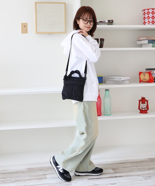 WILD THINGS(ワイルドシングス)の「【WILD THINGS/ワイルドシングス】ひょうたんキルト ミニヘルメットバッグ/ショルダー(ショルダーバッグ・メンズ・レッド/オフホワイト/ブラック/オリーブ・FREE)」の14枚目の写真