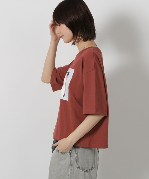 LAKOLE（ラコレ）の「【ラコレ アート】アソートプリントT / 590987（Tシャツ/カットソー・レディース・チャコール/ボルドー/オフホワイト・MEDIUM/LARGE）」の9枚目の写真