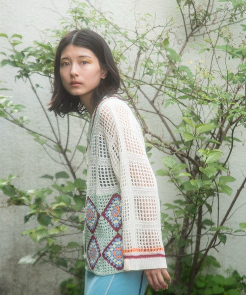 PAMM(パム)の「玄関マットのかぎ針編みニットシャツ(カーディガン/ボレロ・レディース・アイボリー/ブラック・フリー)」の8枚目の写真