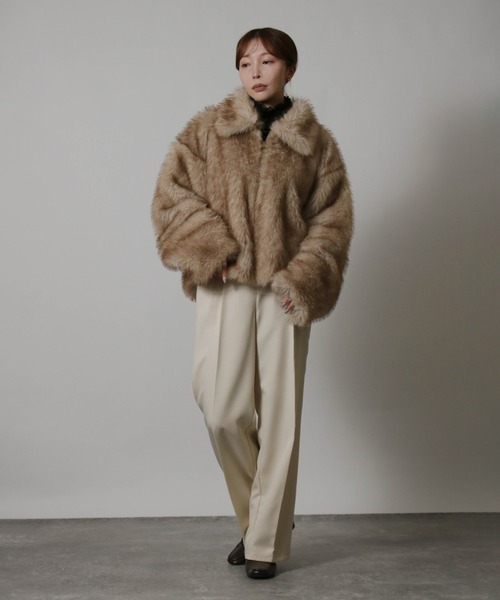 Social GIRL（ソーシャルガール）の「フロントジップ ミックスファーショートコート シャギーファーコート（その他アウター・レディース・ベージュ/グレー・M）」の13枚目の写真