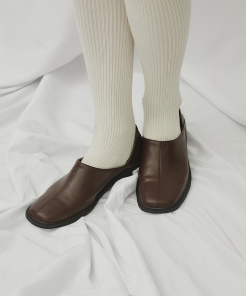 FUULLY STUDIO(フーリィーステューディオ)の「スクエアローファー(ローファー・レディース・ブラウン/ブラック・SMALL/MEDIUM/LARGE)」の21枚目の写真