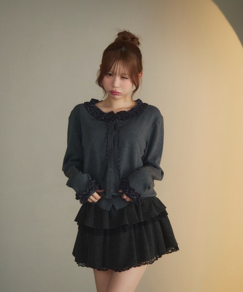 TITTY&CO.(ティティーアンドコー)の「チェックフリルカーディガン(カーディガン/ボレロ・レディース・ネイビー/グレー・FREE)」の5枚目の写真