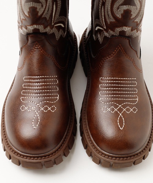 URBAN CHERRY（アーバンチェリー）の「ウエスタンブーツ（ブーツ・キッズ・ブラウン/ブラック・19.5cm/20.0cm/20.5cm/21.0cm/22.0cm/22.5cm/18.0cm/18.5cm）」の3枚目の写真