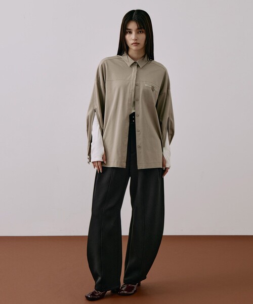 UNITED TOKYO（ユナイテッドトウキョウ）の「メランジノッチベルトコクーンPT｜ウォッシャブル/オフィスカジュアル/ストレッチ/防シワ/バレルパンツ/春服（その他パンツ・レディース・ダークグレー/ブラック/ベージュ・1/2）」の4枚目の写真