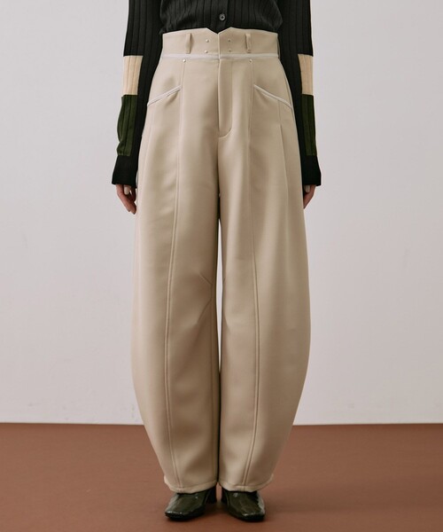 UNITED TOKYO（ユナイテッドトウキョウ）の「メランジノッチベルトコクーンPT｜ウォッシャブル/オフィスカジュアル/ストレッチ/防シワ/バレルパンツ/春服（その他パンツ・レディース・ダークグレー/ブラック/ベージュ・1/2）」の20枚目の写真