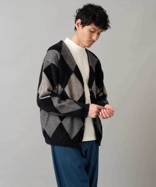 a.v.v(アーヴェヴェ)の「【洗濯で洗える】シャギーアーガイルワイドシルエットカーディガン(カーディガン/ボレロ・メンズ・ブラック/ネイビー・46/48)」の12枚目の写真