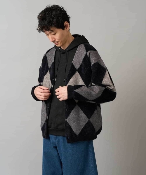 a.v.v(アーヴェヴェ)の「【洗濯で洗える】シャギーアーガイルワイドシルエットカーディガン(カーディガン/ボレロ・メンズ・ブラック/ネイビー・46/48)」の15枚目の写真