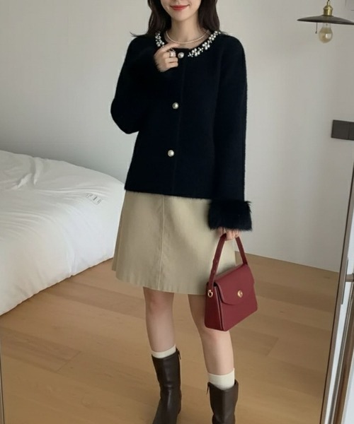 WESTSEA（ウエストシー）の「ふわふわ起毛 × パール＆ビジュー × 取り外し風ボリュームフェイクファーカフ 華やか系カーディガン（カーディガン/ボレロ・レディース・オフホワイト/グレー/ブラック・FREE）」の12枚目の写真