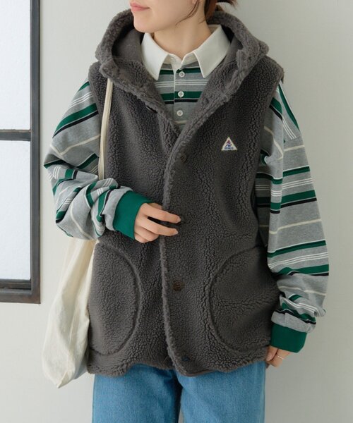 GEVACO（ゲバコ）の「【GEVACO】ボアフリースフードベスト（ベスト・レディース・オレンジ/ネイビー/グレー/アイボリー・ONE SIZE/LARGE）」の2枚目の写真