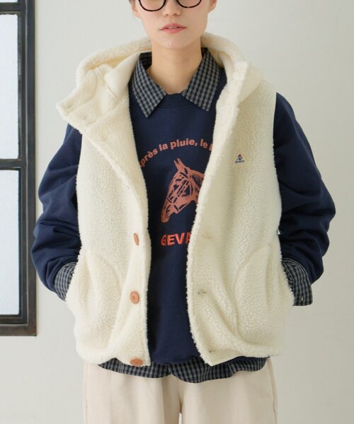 GEVACO（ゲバコ）の「【GEVACO】ボアフリースフードベスト（ベスト・レディース・オレンジ/ネイビー/グレー/アイボリー・ONE SIZE/LARGE）」の9枚目の写真