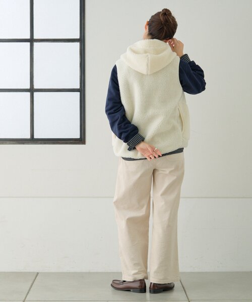 GEVACO（ゲバコ）の「【GEVACO】ボアフリースフードベスト（ベスト・レディース・オレンジ/ネイビー/グレー/アイボリー・ONE SIZE/LARGE）」の18枚目の写真