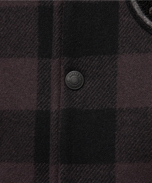 HYSTERIC GLAMOUR(ヒステリックグラマー)の「HORSE SHOEワッペン付 レザースリーブスタジャン(スタジャン・メンズ・ピンク/ネイビー/ブラック・SMALL/MEDIUM/LARGE)」の22枚目の写真