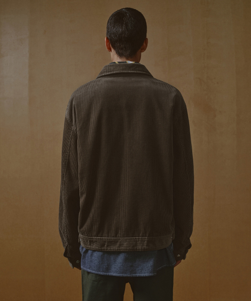 MUSINSA STANDARD（ムシンサスタンダード）の「8W コーデュロイワークジャケット [トープベージュ]（ブルゾン・メンズ・その他・MEDIUM/LARGE/X-LARGE/XX-LARGE）」の2枚目の写真