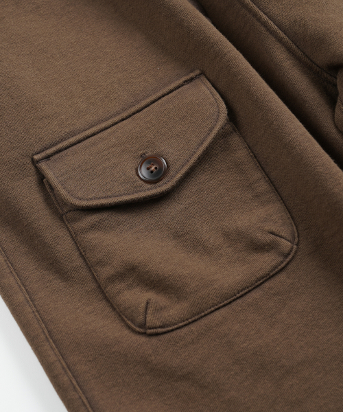 FRIZMWORKS(フリズムワークス)の「ARMY TWO TUCK SWEAT PANTS _ BROWN(その他パンツ・メンズ・その他・X-LARGE/SMALL/MEDIUM/LARGE)」の5枚目の写真