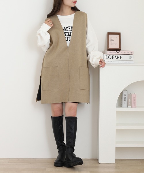 OMNES(オムネス)の「アクリルナイロンウールVネックロングニットベスト(ベスト・レディース・ベージュ/ブラウン・FREE)」の10枚目の写真