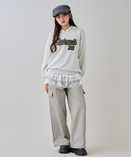 by LOVEiT（バイラビット）の「アップリケフーディ（パーカー・キッズ・チャコール/ホワイト系その他/ネイビー・150cm/120cm/130cm/140cm/160cm）」の4枚目の写真