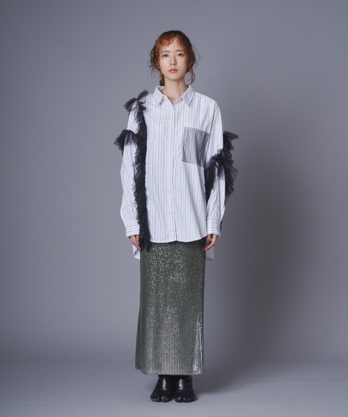 terrace(テラス)の「チュールレイヤードドッキングストライプシャツ(シャツ/ブラウス・レディース・ブラック系/ホワイト系・MEDIUM)」の12枚目の写真